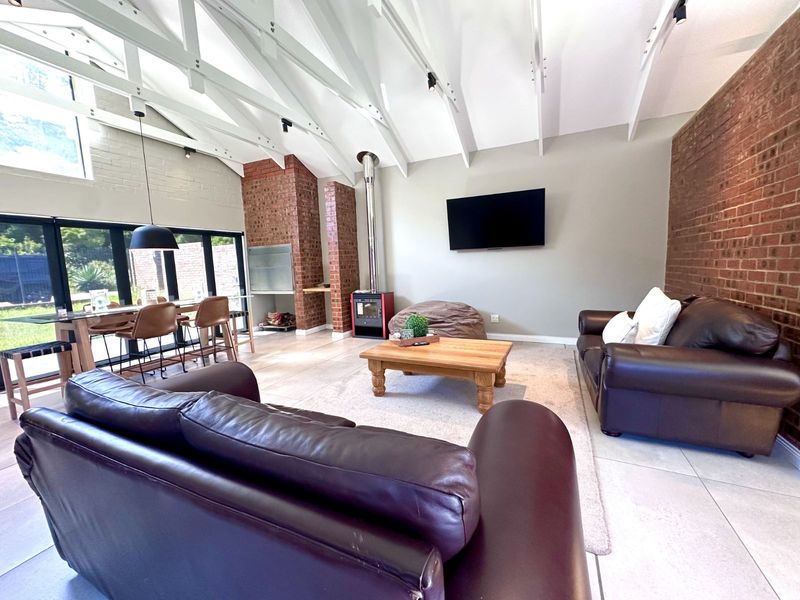 House For Sale in Island Cove - Photo 8