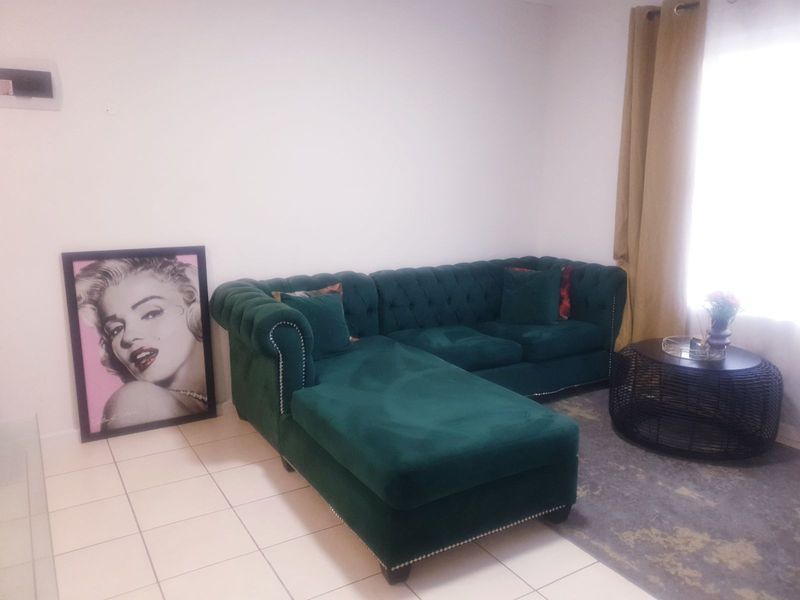 Apartment For Sale in Heather Park - Photo 4