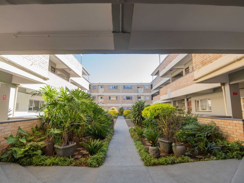 Apartment For Sale in Walmer - Photo 3