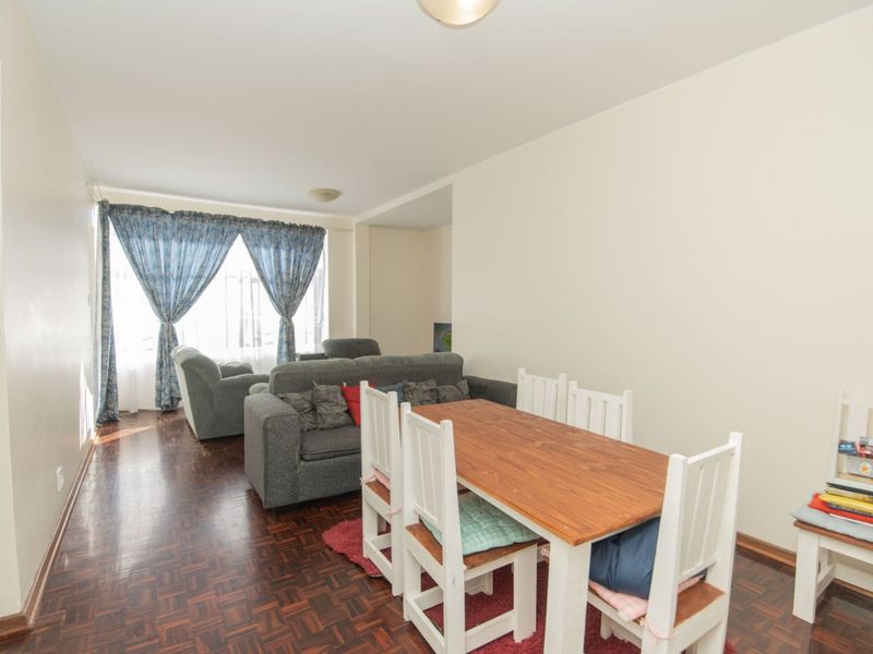 Apartment For Sale in Walmer - Photo 5