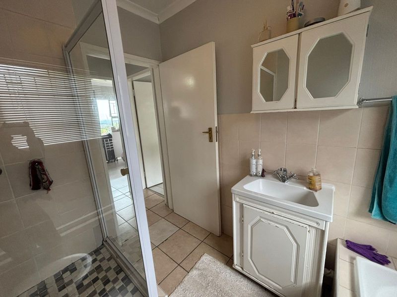 Apartment For Sale in Amorosa - Photo 10