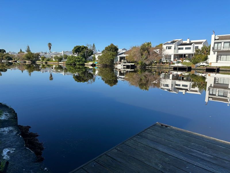 House For Sale in Marina Da Gama - Photo 2