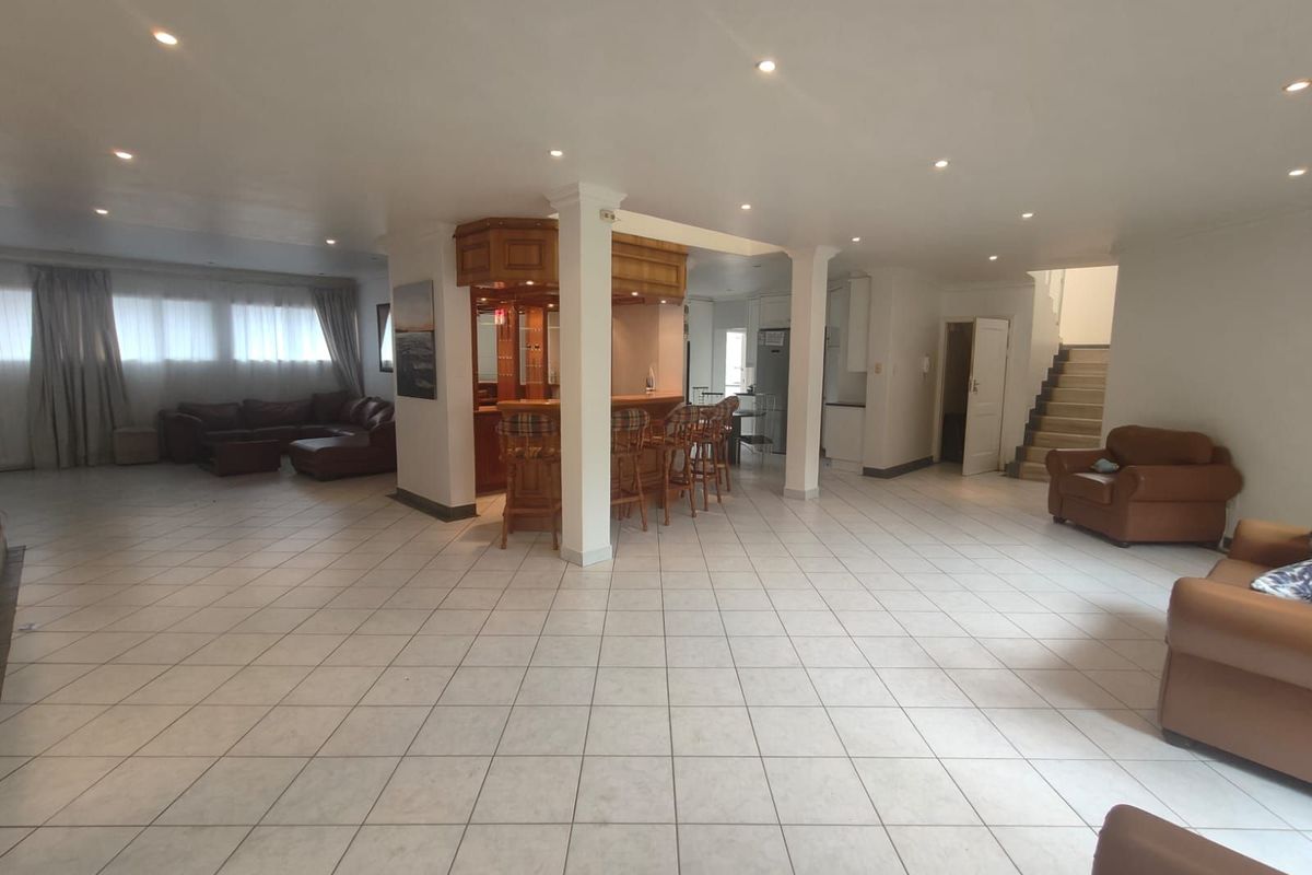 House For Sale in Northcliff - Photo 3