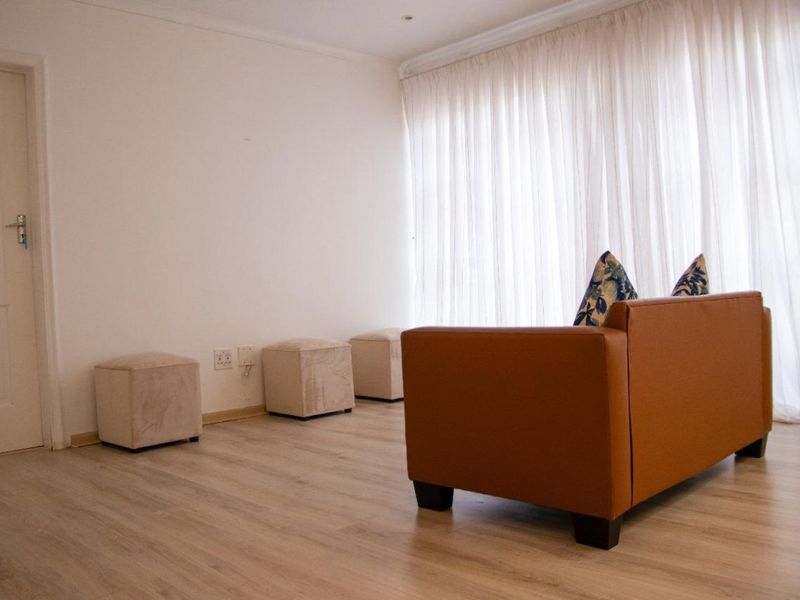 House For Sale in Northcliff - Photo 9