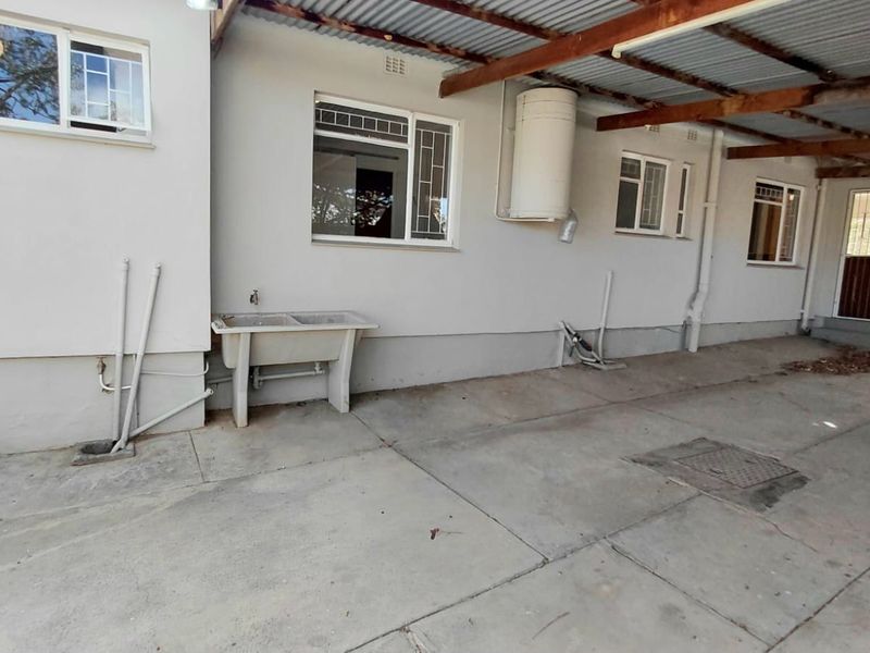 House For Sale in Oudtshoorn North - Photo 7