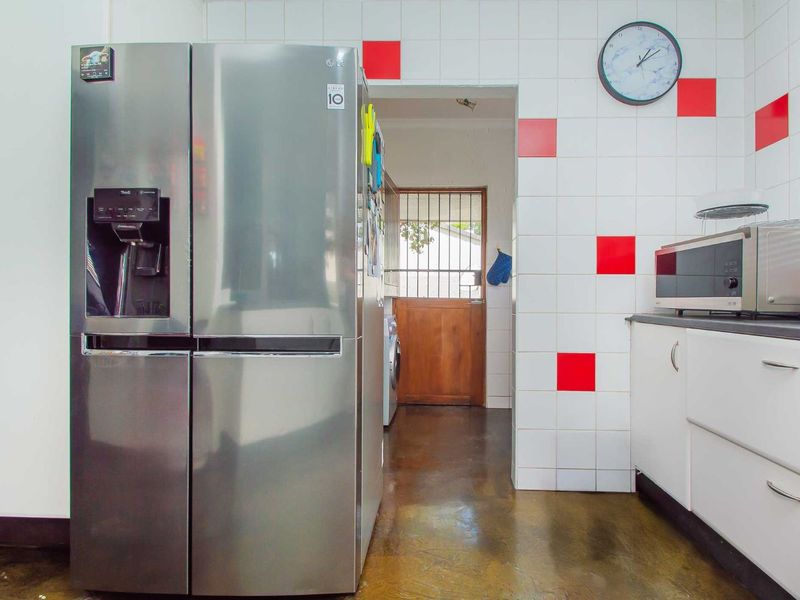 House For Sale in Radiokop - Photo 9