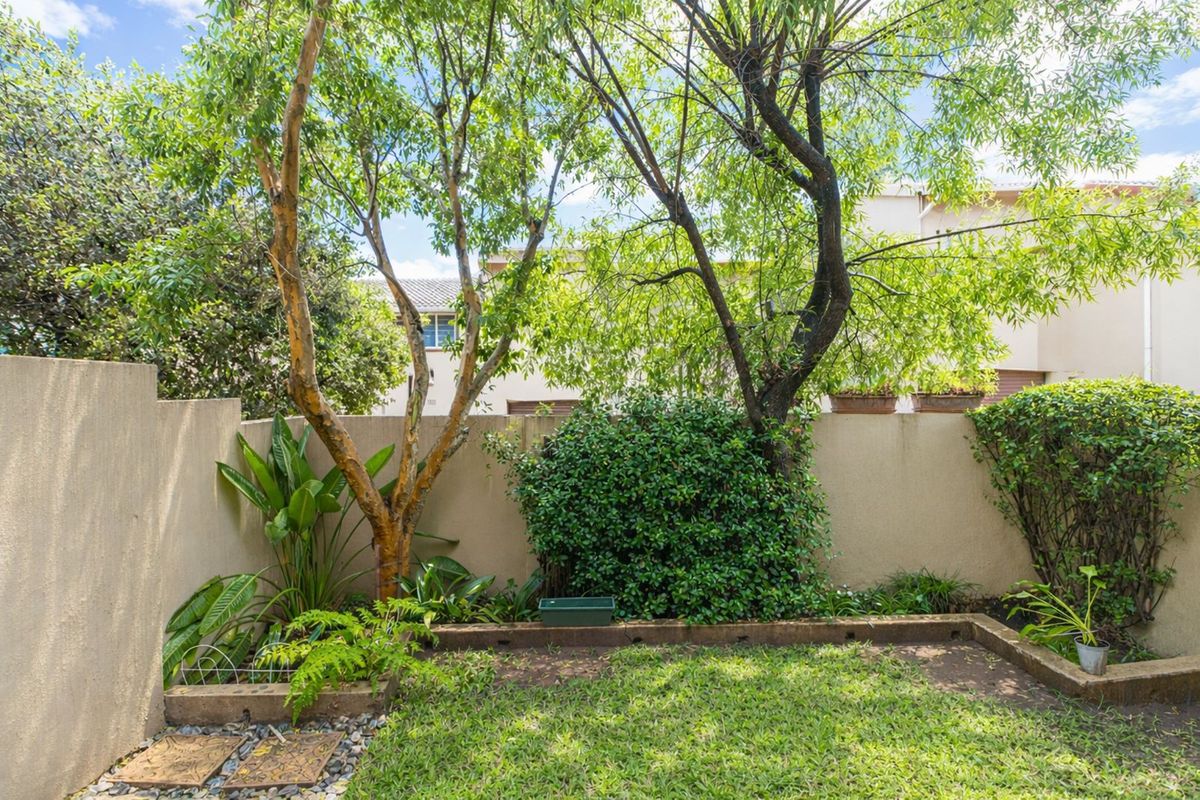 Townhouse For Sale in Malanshof - Photo 4