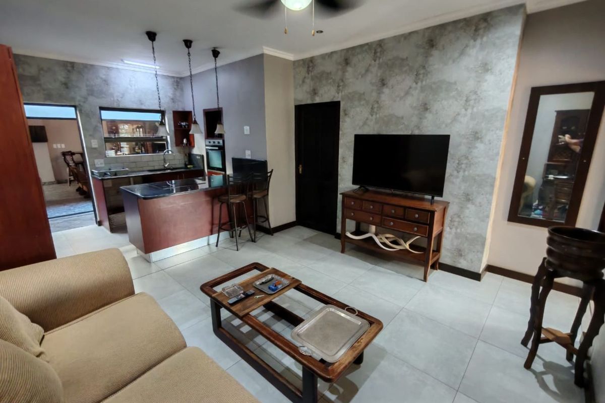 House For Sale in Bendor Ext 17 - Photo 5