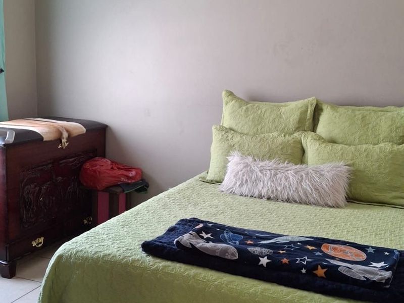 House For Sale in Terra Nova - Photo 8