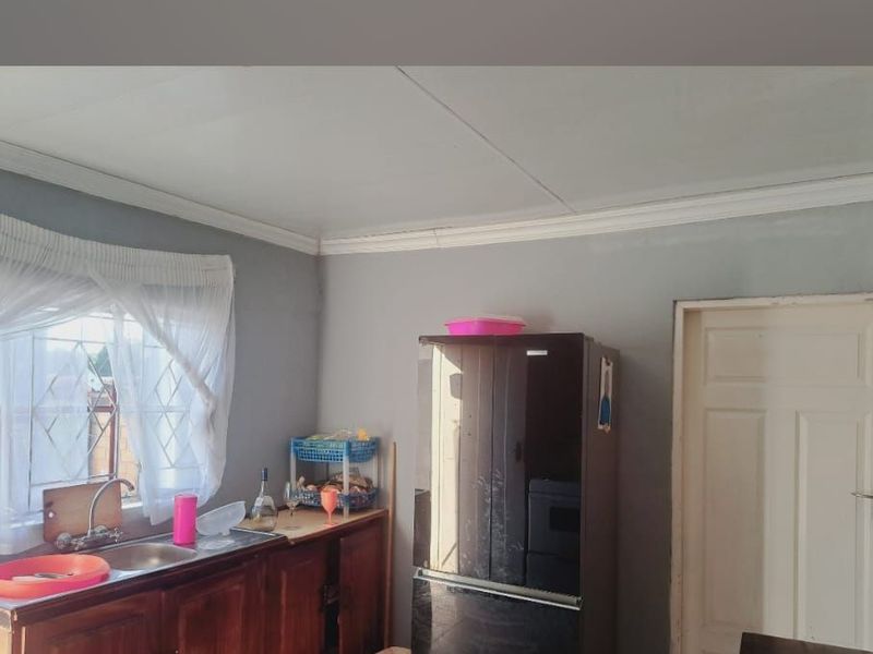 House For Sale in Mamelodi - Photo 9