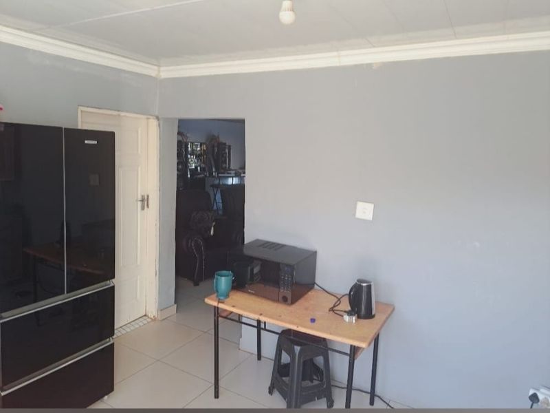 House For Sale in Mamelodi - Photo 6
