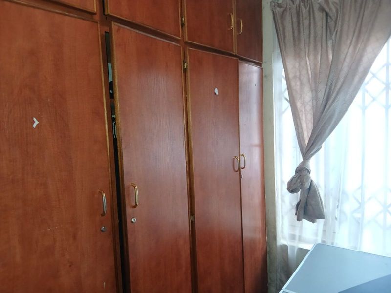 House For Sale in Ivy Park - Photo 9