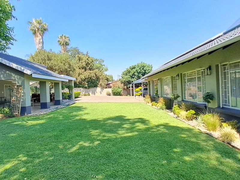 House For Sale in Waverley - Photo 3