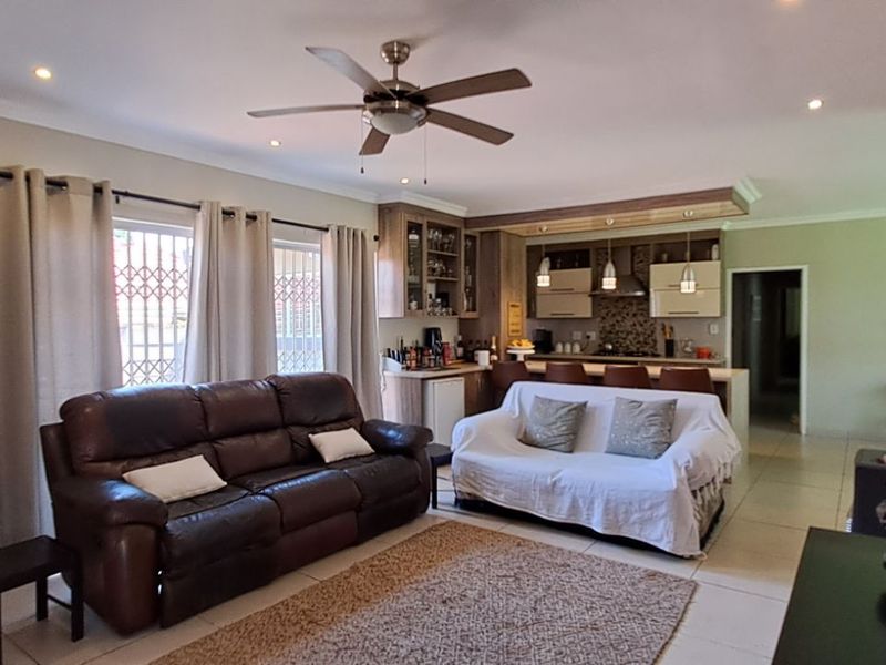 House For Sale in Waverley - Photo 10