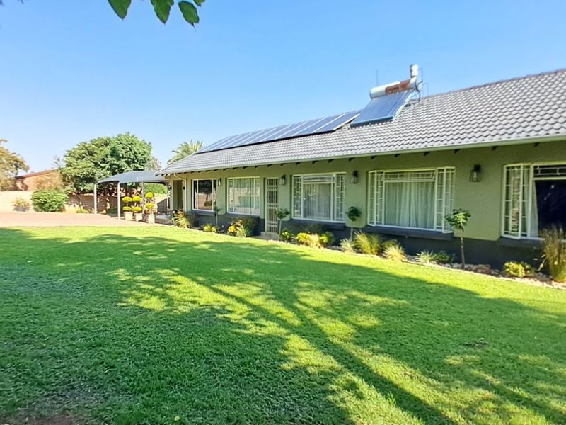 House For Sale in Waverley - Photo 4