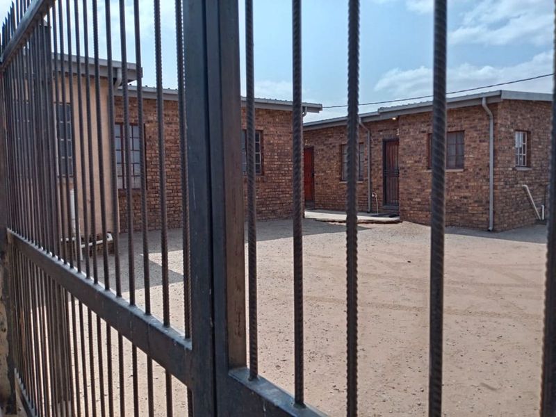 House For Sale in Mamelodi East - Photo 3