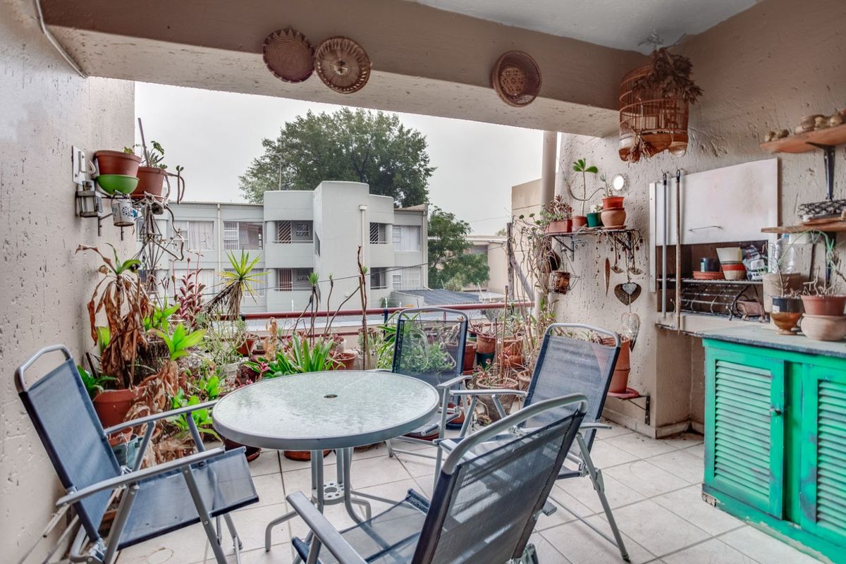 Apartment For Sale in Blackheath - Photo 4
