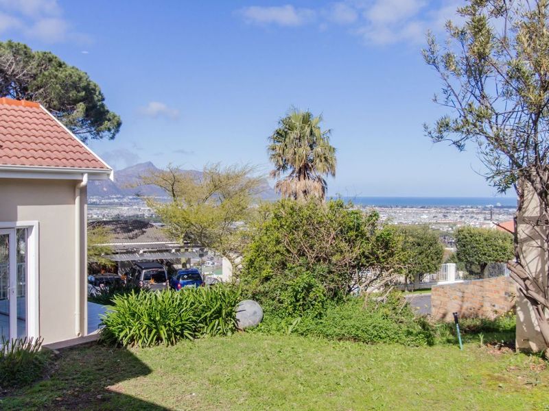 House For Sale in Dennegeur - Photo 9