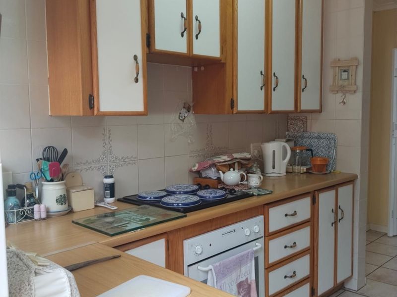 Townhouse For Sale in Die Hoewes - Photo 7