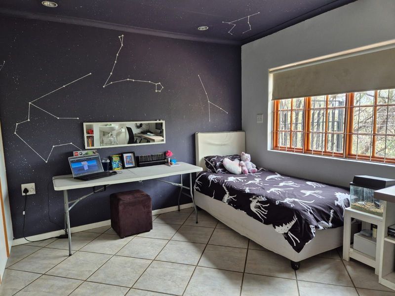 House For Sale in Graaff-Reinet Central - Photo 9
