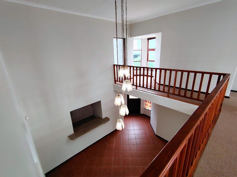 House For Sale in Bayview - Photo 5