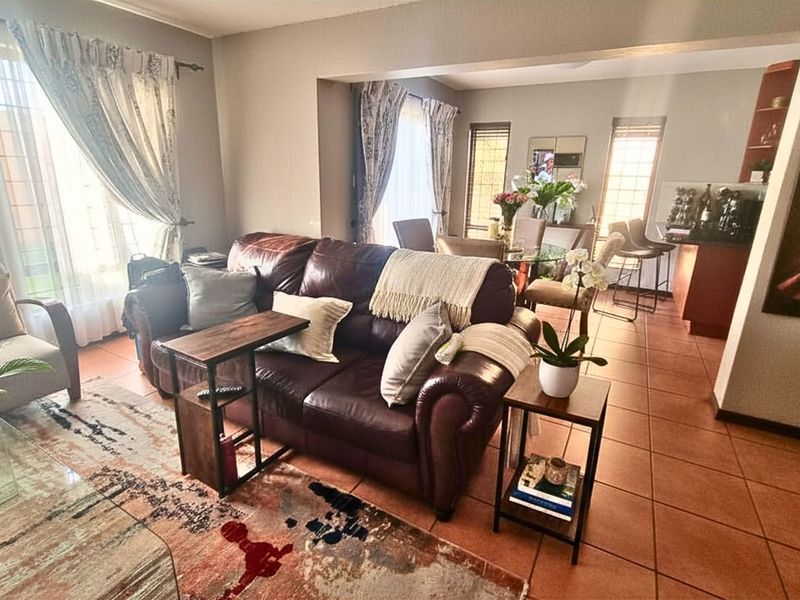 House For Sale in Erand Gardens - Photo 6