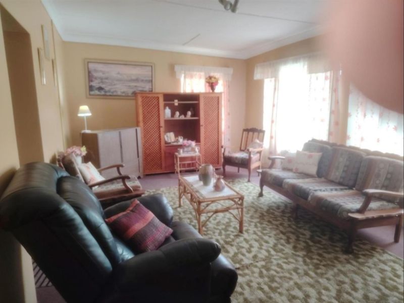 House For Sale in Winburg Central - Photo 2