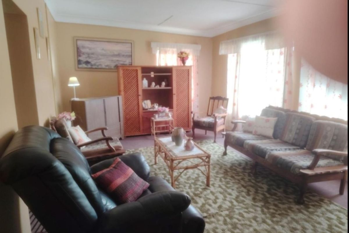 House For Sale in Winburg Central - Photo 2