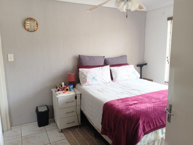 Townhouse For Sale in Georginia - Photo 8