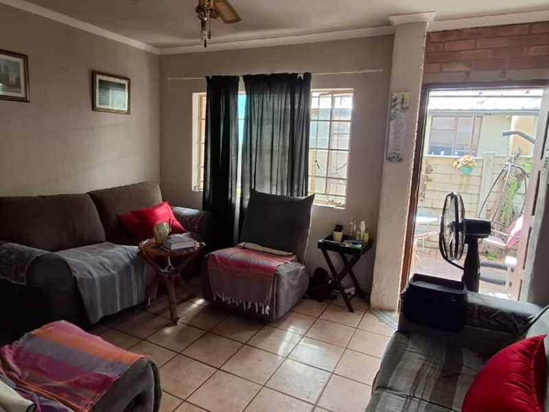 House For Sale in Bendor - Photo 4