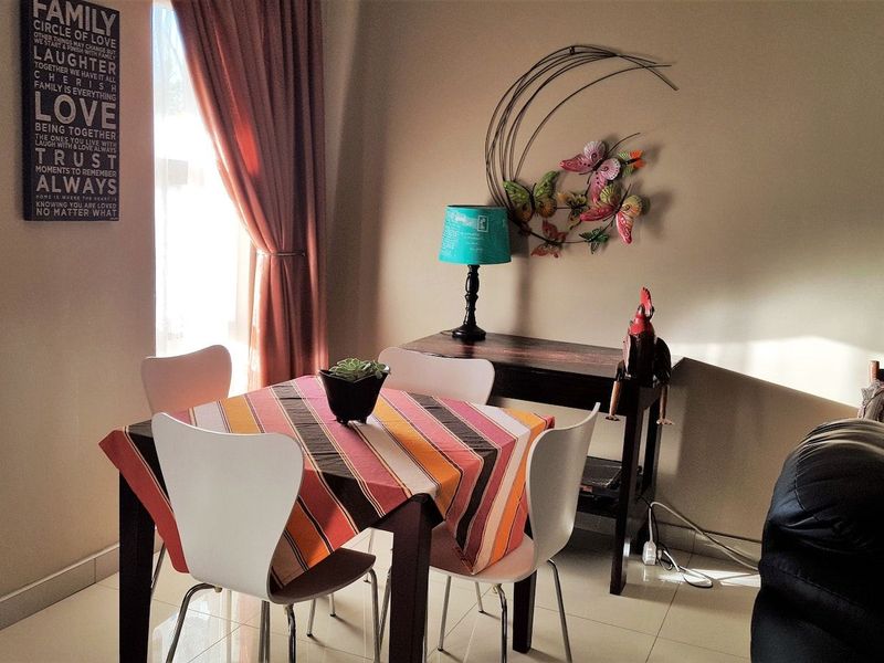 House For Sale in Freeland Park - Photo 5