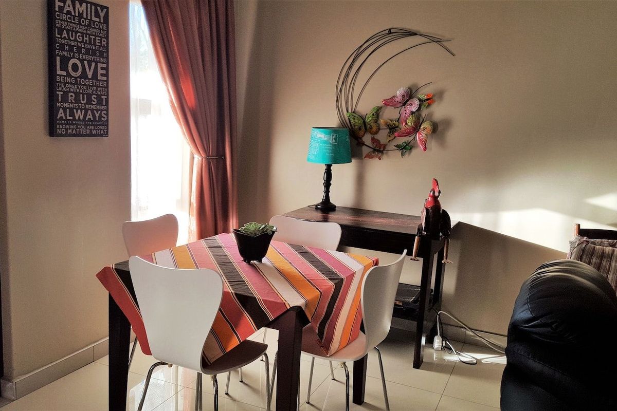 House For Sale in Freeland Park - Photo 5