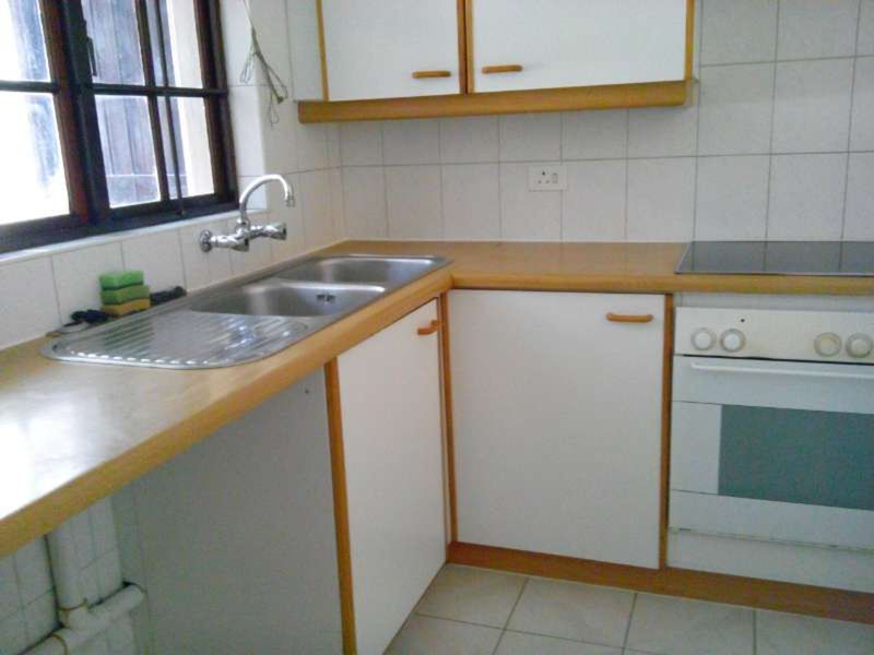 Townhouse For Sale in Benmore Gardens - Photo 3