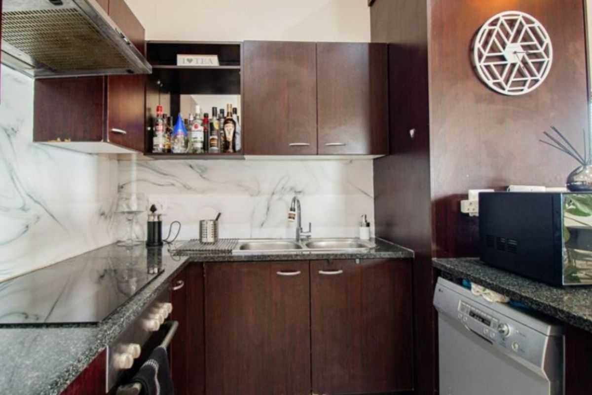 Apartment For Sale in Bryanston - Photo 5