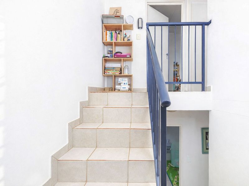 House For Sale in Summerset - Photo 7