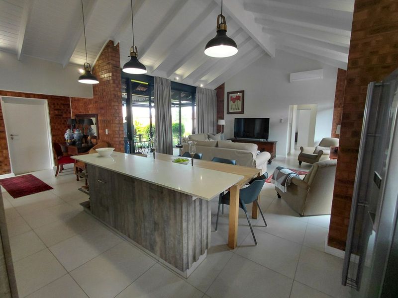 Townhouse For Sale in The Retreat - Photo 7