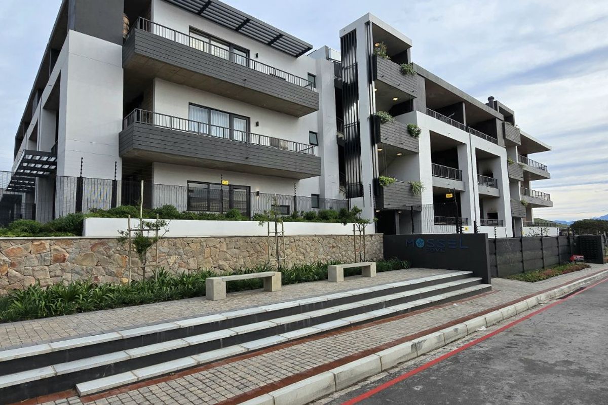 Apartment To Rent in Mossel Bay Central - Photo 2