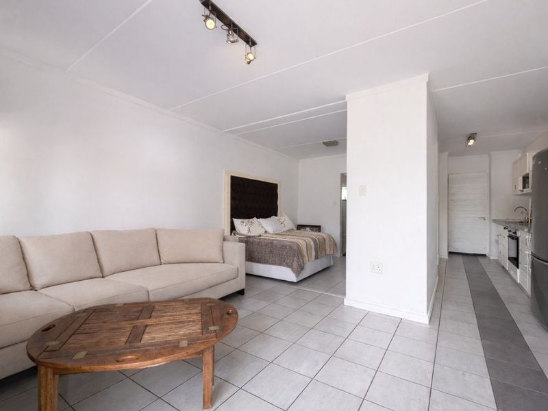 Apartment For Sale in Dainfern - Photo 4