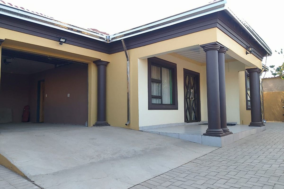 House For Sale in Hammanskraal Central - Photo 4
