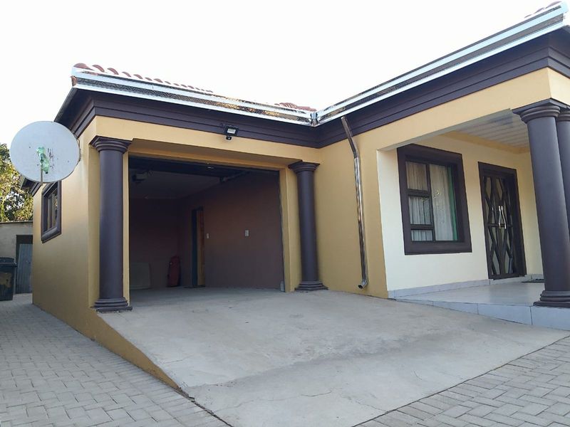 House For Sale in Hammanskraal Central - Photo 5