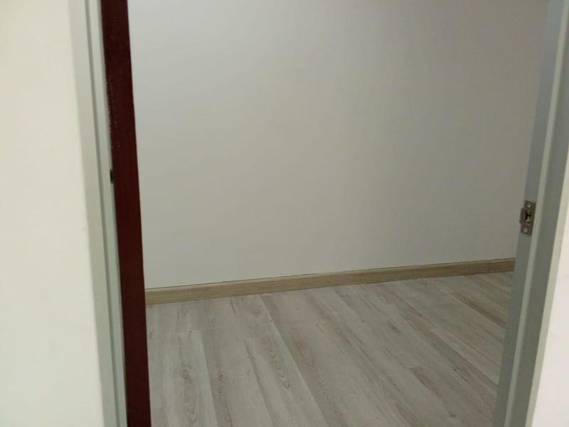 Commercial To Rent in Sandton Central - Photo 10