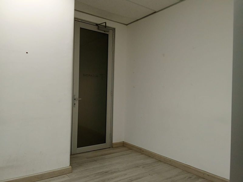 Commercial To Rent in Sandton Central - Photo 3