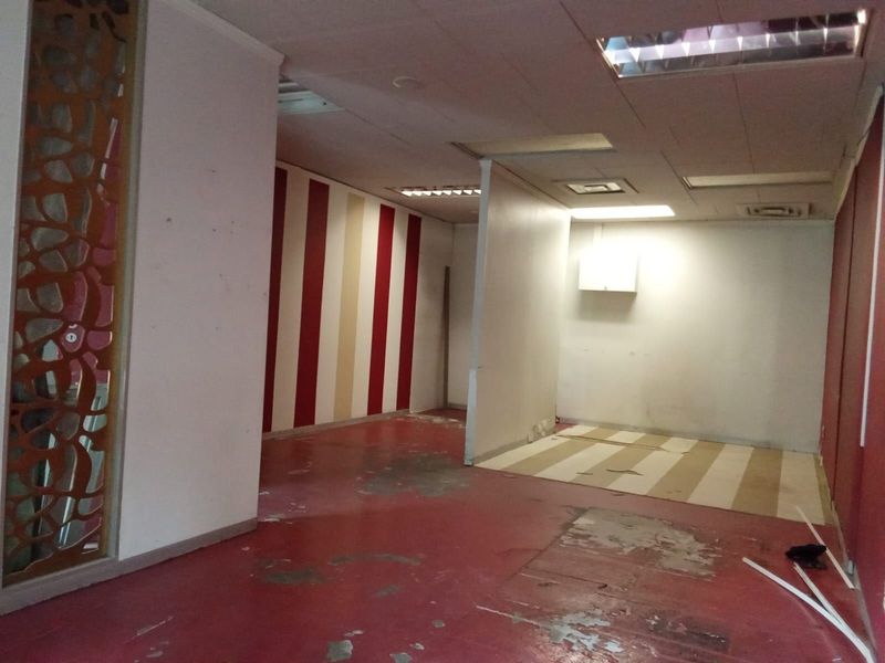 Commercial To Rent in Sandton Central - Photo 6