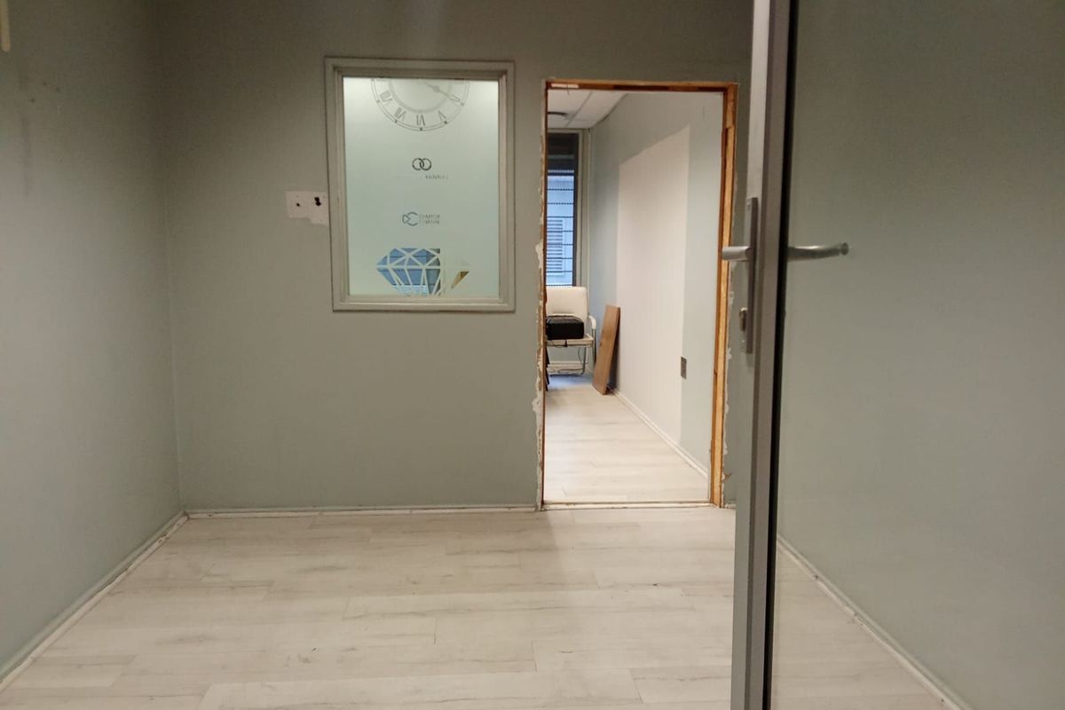 Commercial To Rent in Sandton Central - Photo 5