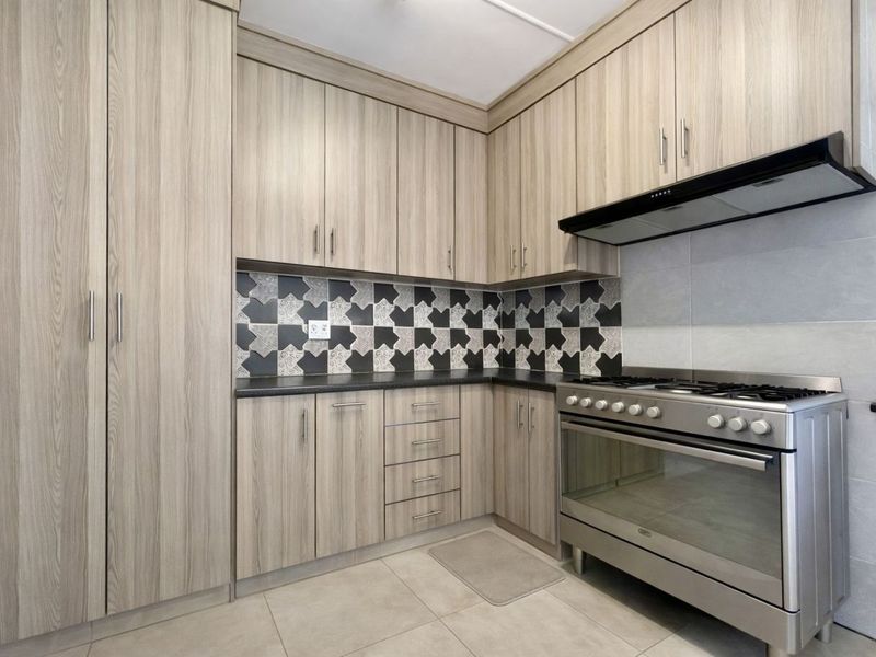 House For Sale in De Bruinpark - Photo 3