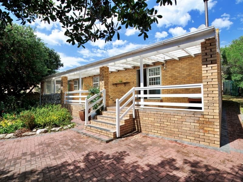 House For Sale in Stilbaai Wes - Photo 2