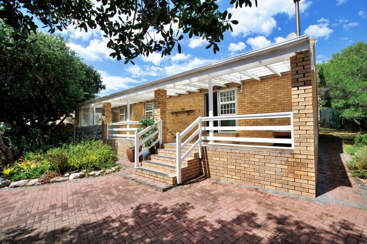 House For Sale in Stilbaai Wes - Photo 2