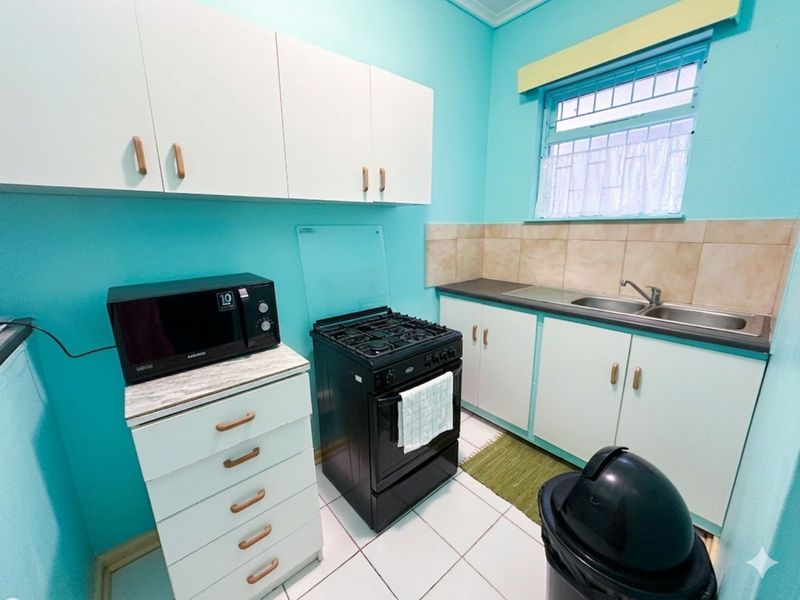 Apartment For Sale in Mossel Bay Central - Photo 3