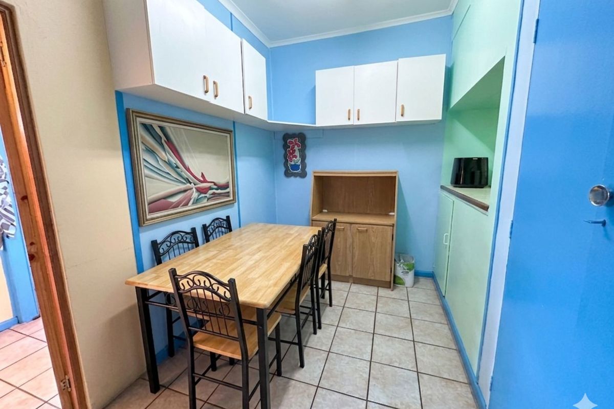 Apartment For Sale in Mossel Bay Central - Photo 2