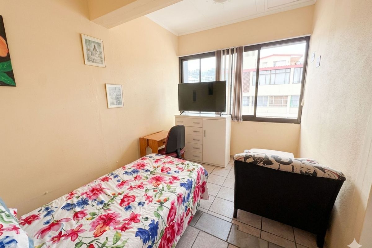 Apartment For Sale in Mossel Bay Central - Photo 4